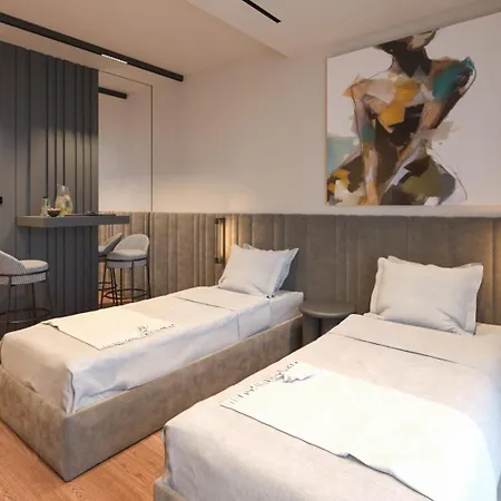 Planet Lux With Secured Parking In The Garage Ni