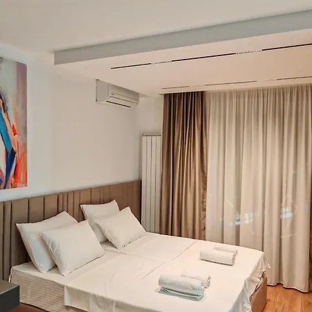 Planet Lux With Secured Parking In The Garage شقة Ni