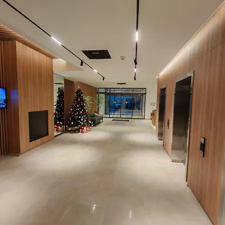 Planet Lux With Secured Parking In The Garage Apartment *